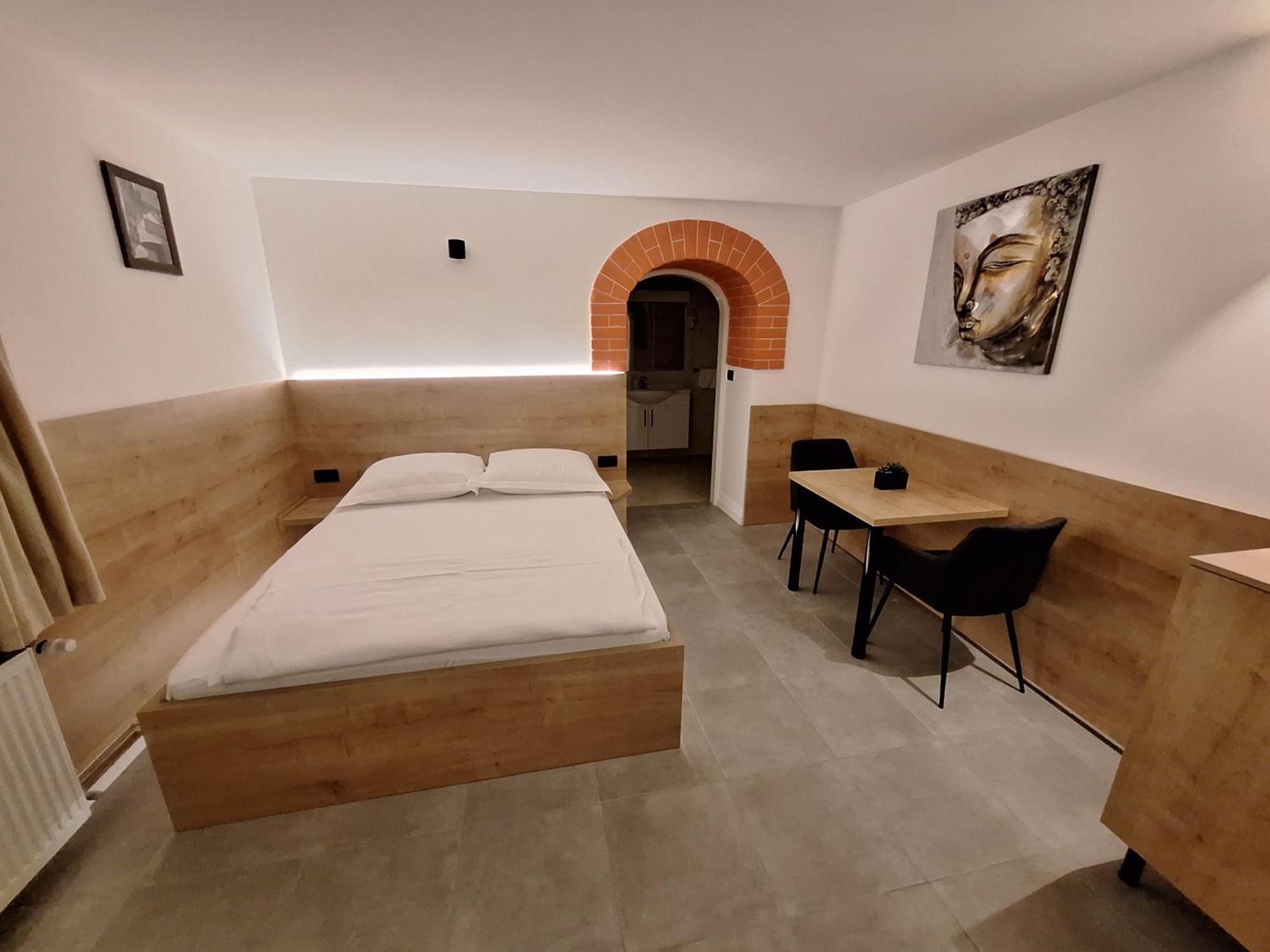 Prenocisca Kralj Apartment Komenda Bagian luar foto